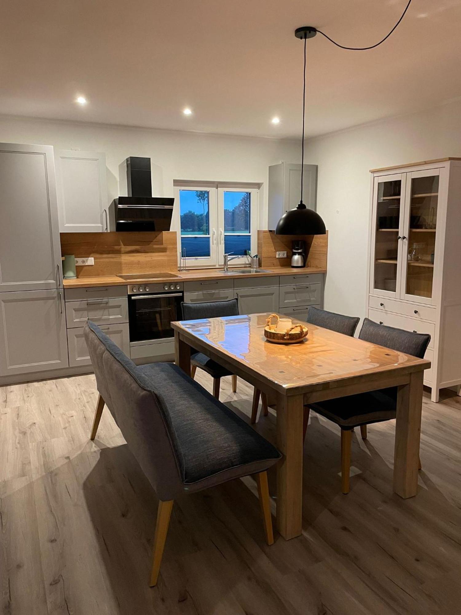 Kleine Freiheit Apartment Juebek ภายนอก รูปภาพ